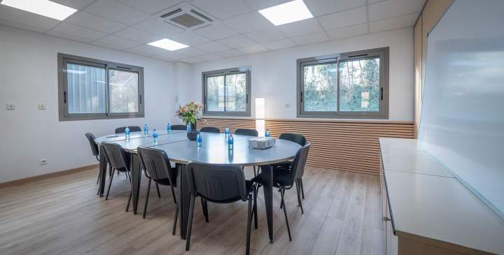 Une salle de réunion  à Saint-Etienne